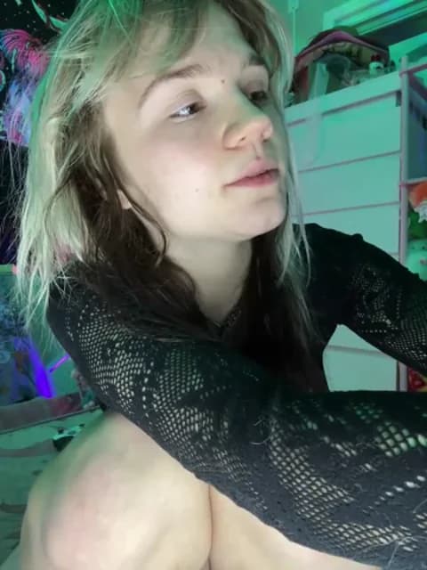 Saved: Cutiepiespanks Broadcast (March 11, 2026 04:31, 30min)