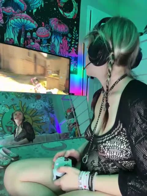 Saved: Cutiepiespanks Broadcast (March 11, 2026 06:14, 71min)