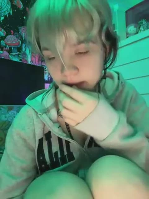 Saved: Cutiepiespanks Broadcast (March 26, 2026 08:21, 37min)