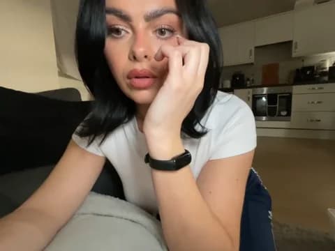 Saved: FrancescaXO Broadcast (April 15, 2026 16:39, 59min)