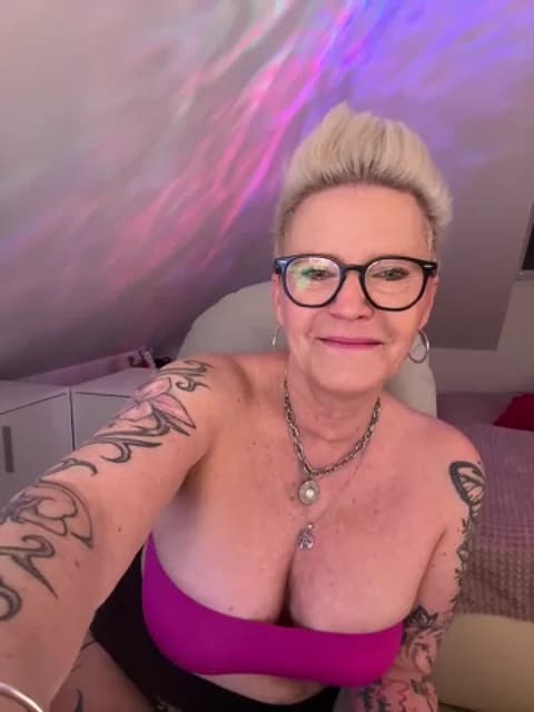 Saved: German_Milf Broadcast (April 3, 2026 13:42, 36min)