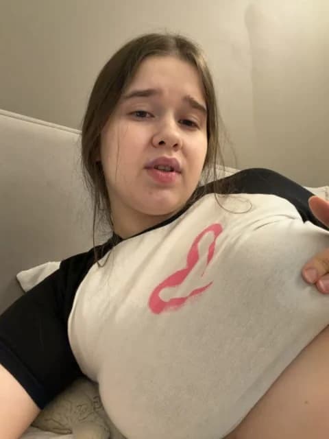 Saved: HornyGirlH Broadcast (May 1, 2026 02:27, 45min)