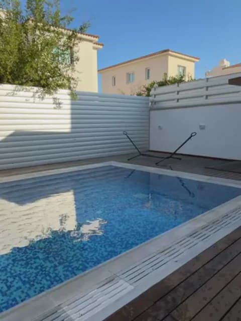 Saved: Laurahorney_xo Broadcast (April 21, 2026 15:23, 50min)