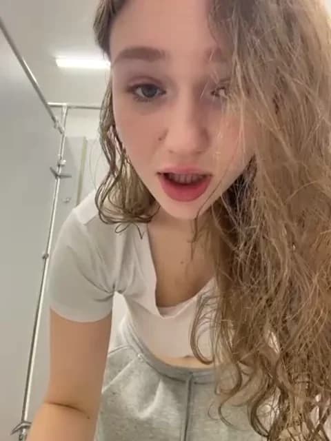 Saved: RussianWoman Broadcast (March 25, 2026 05:20, 31min)