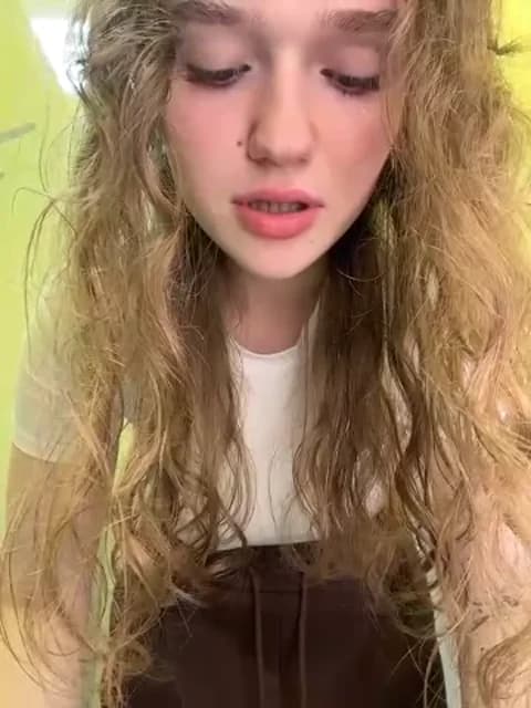 Saved: RussianWoman Broadcast (May 1, 2026 10:37, 44min)