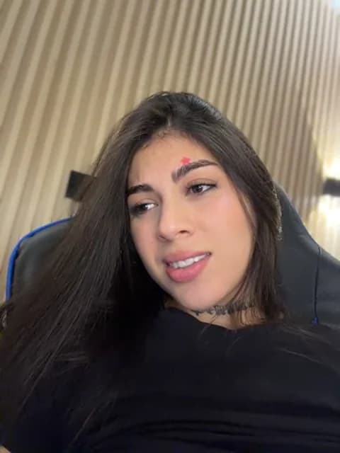 Saved: Sarasanders_4 Broadcast (April 28, 2026 02:18, 33min)