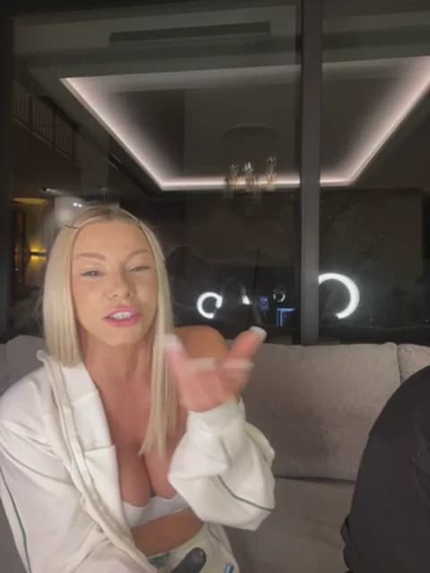 Saved: SexOnMyLvL Broadcast (April 15, 2026 21:18, 57min)