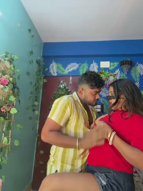 Saved: V-Hot-Sweti Broadcast (April 30, 2026 18:45, 33min)