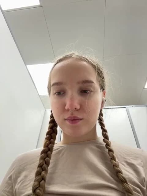 Saved: bambi_lu Broadcast (January 20, 2026 21:15, 51min)