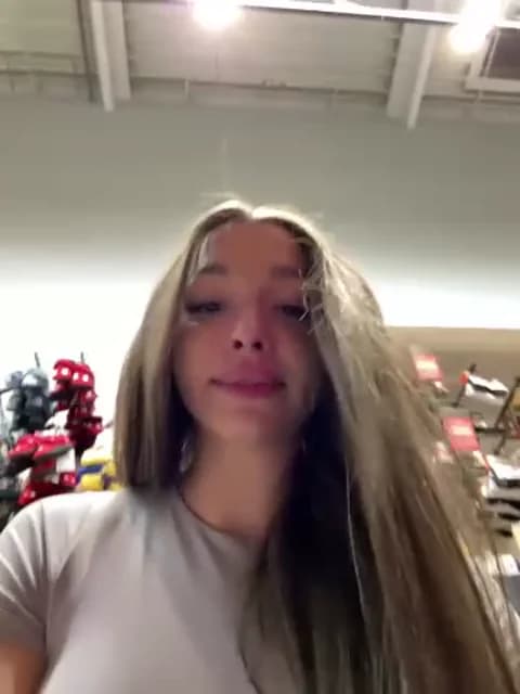 Saved: barbiehumpxxx Broadcast (April 8, 2026 23:07, 39min)