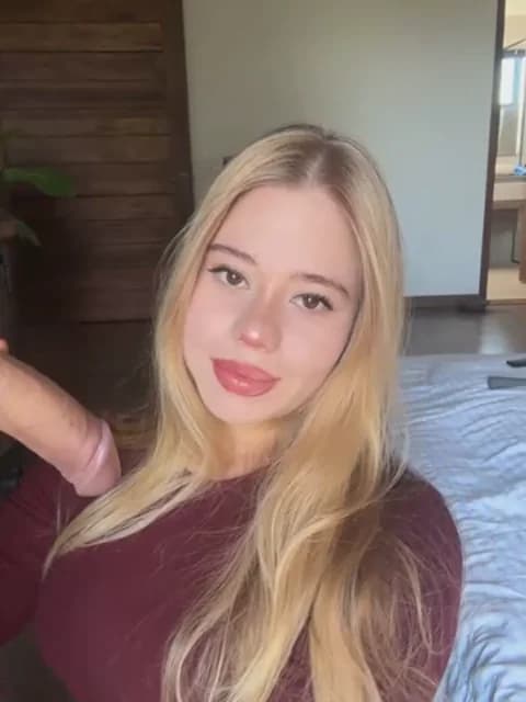 Saved: curchez_ Broadcast (May 10, 2026 21:25, 42min)