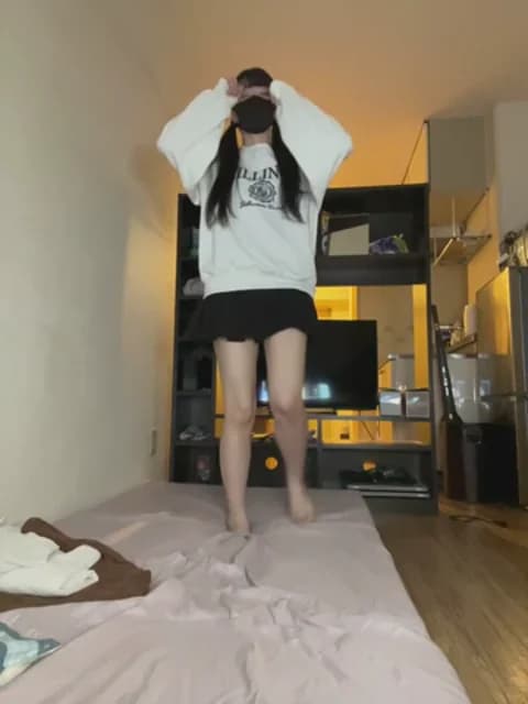 Saved: irohani_usagi Broadcast (March 7, 2026 23:41, 57min)