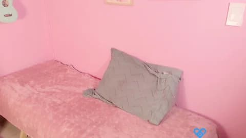 Saved: little_effy18_ Broadcast (January 15, 2026 04:35, 30min)