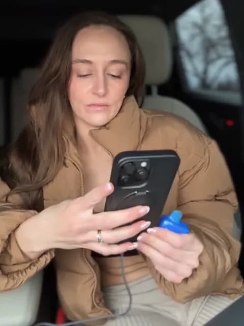 Saved: lunagirl13 Broadcast (February 25, 2026 24:40, 45min)