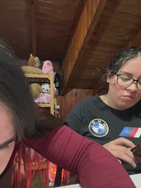 Saved: millyalc0ck Broadcast (May 4, 2026 03:29, 31min)
