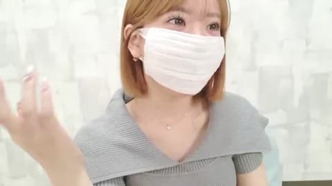 Saved: momo_love_ Broadcast (April 16, 2026 13:01, 35min)