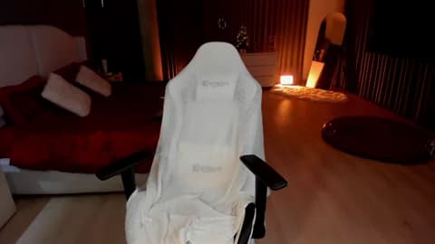 Saved: scarlett__baker11 Broadcast (January 28, 2026 02:14, 120min)