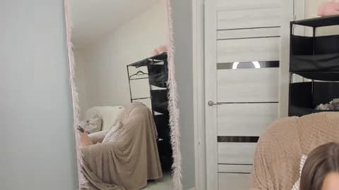 Saved: solaaria Broadcast (February 8, 2026 23:05, 67min)